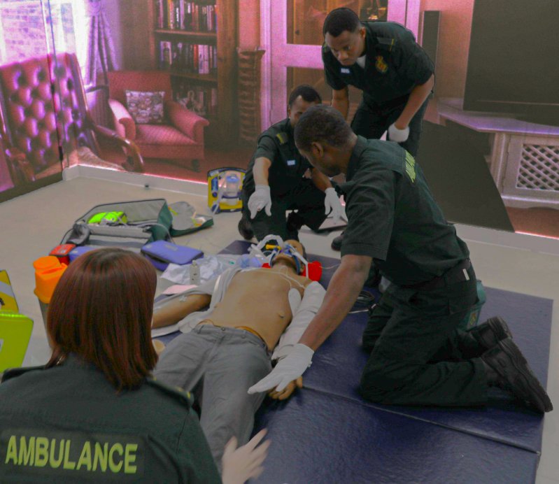 london-ambulance-immersive-paramedic-first-aid-cpr.jpg